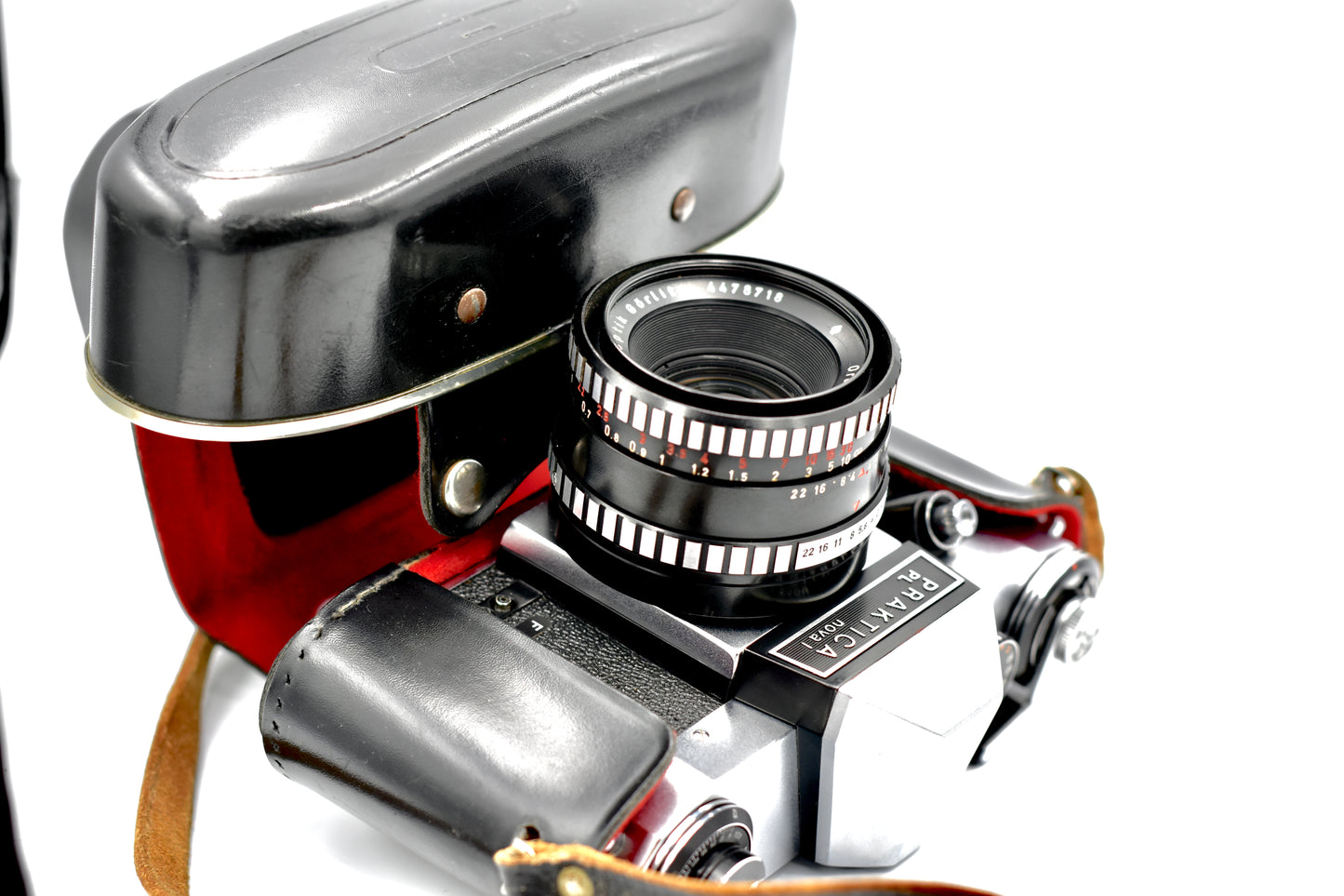 Praktica PL nova 1 + Objectif Oreston 50mm 1.8