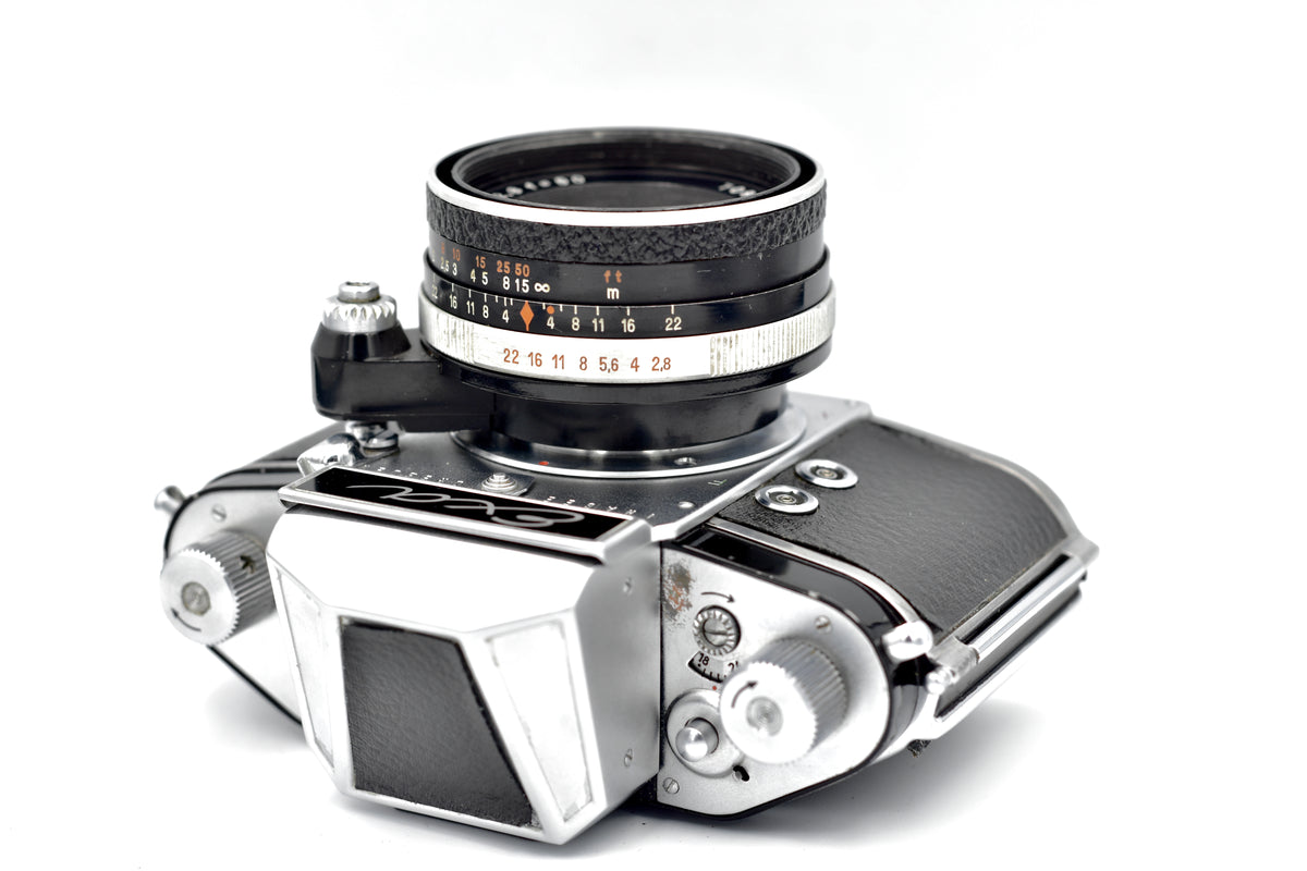 Exakta Exa type 6 + Carlzeiss jena 50mm 2.8