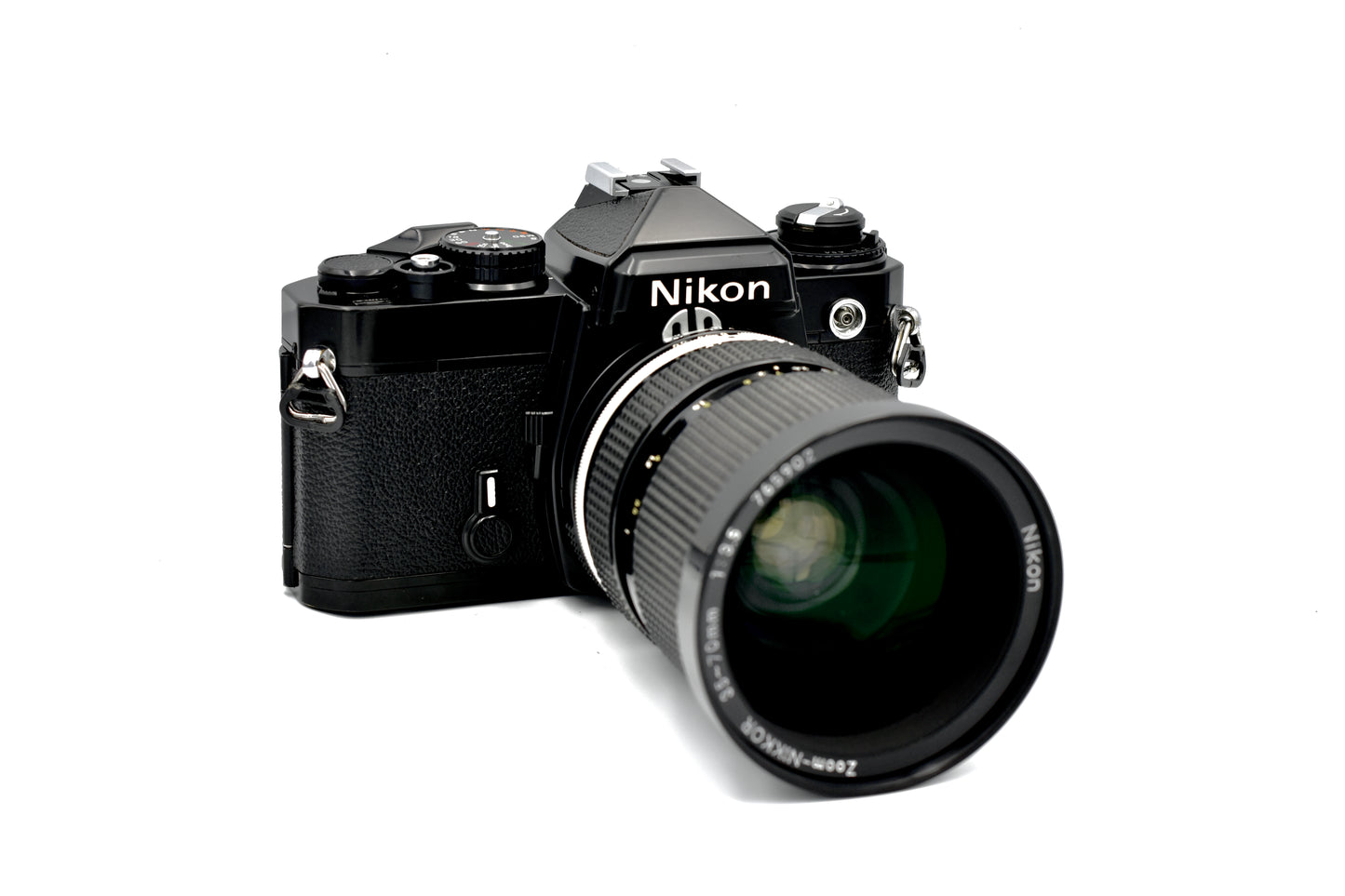 Nikon FE + Nikkor 35-70mm 1:3.5