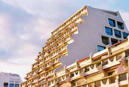 Nikon FE + Nikkor 35-70mm 1:3.5