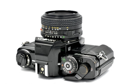 Minolta X-700 + Minolta MD 50mm 1.7